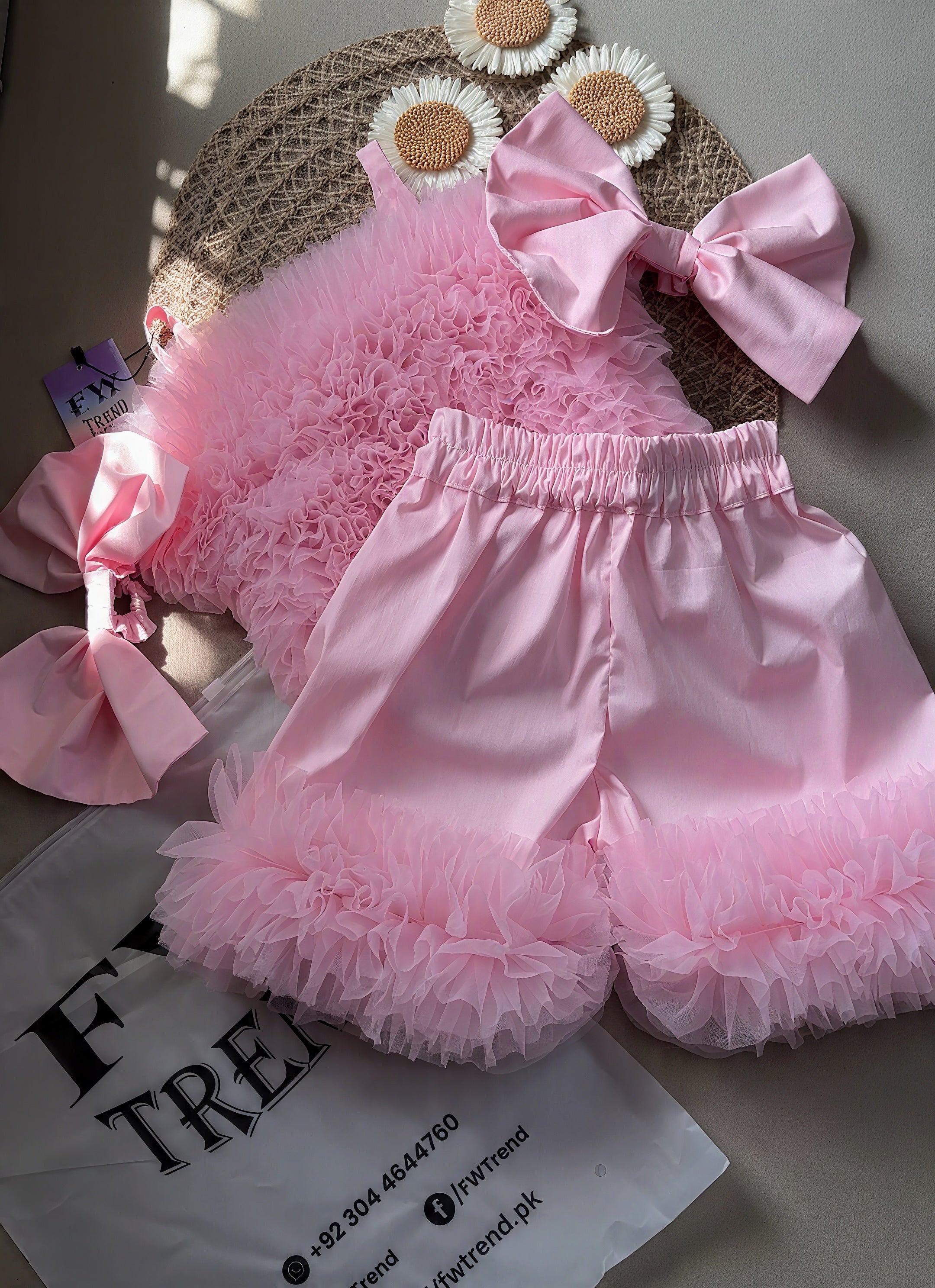 Ruffle design top with short