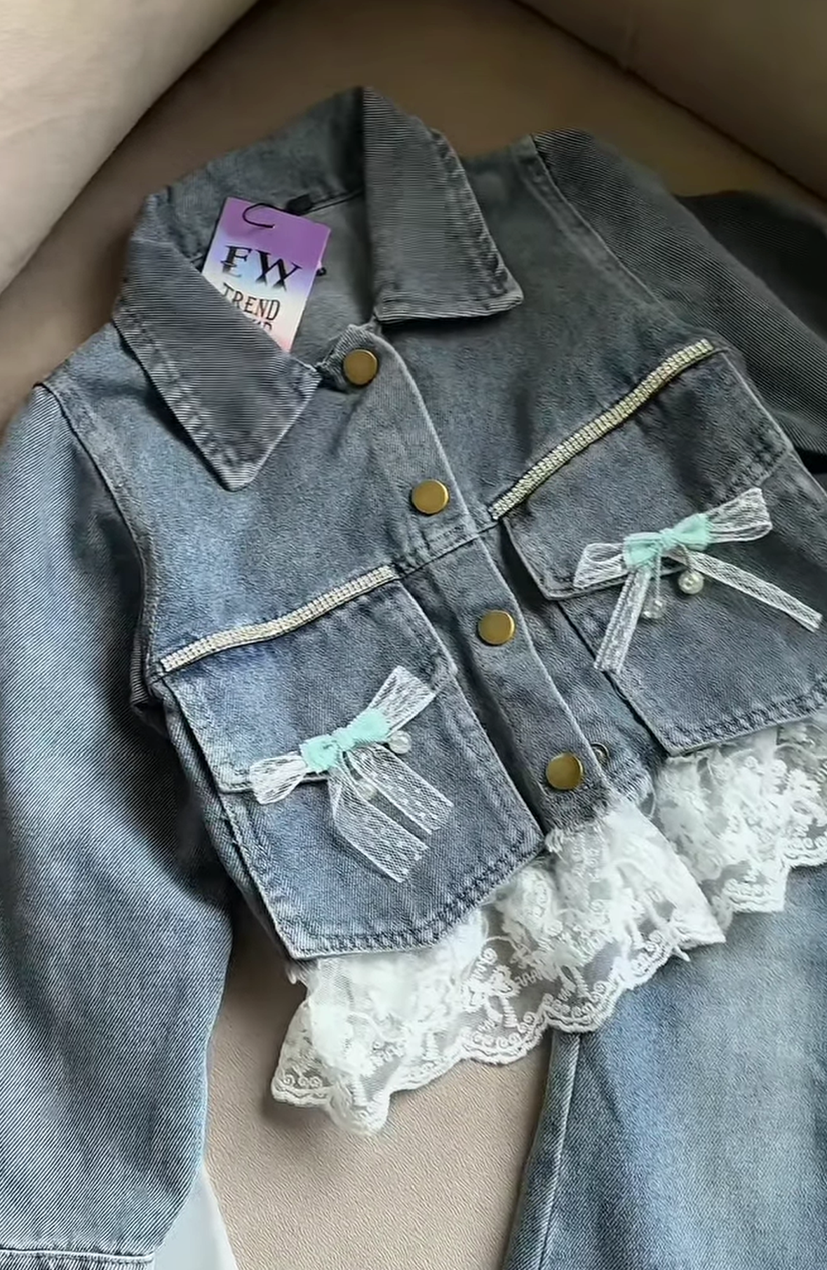 full jeans open laced shirt with pant