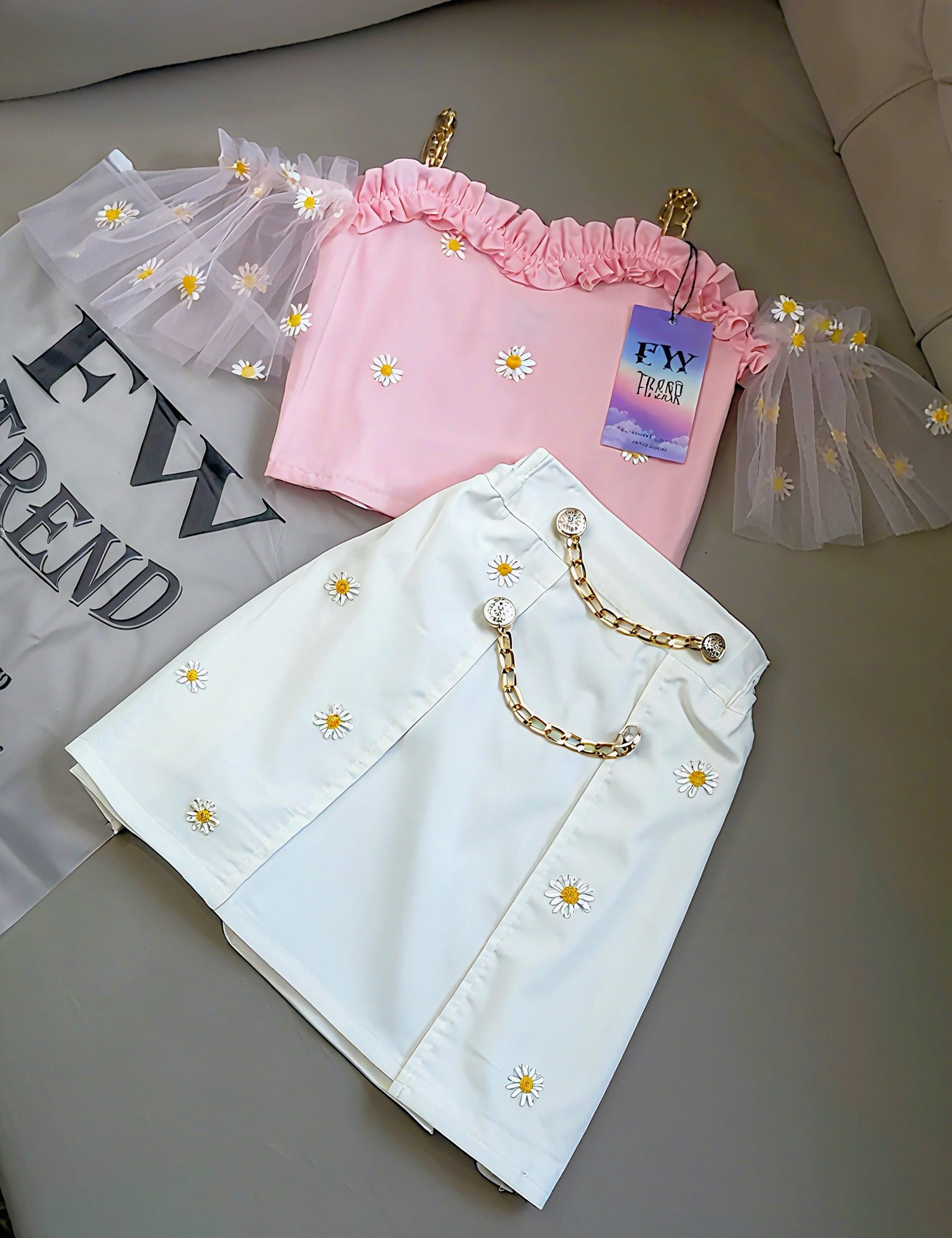Off shoulder chain strip top with tube skirt