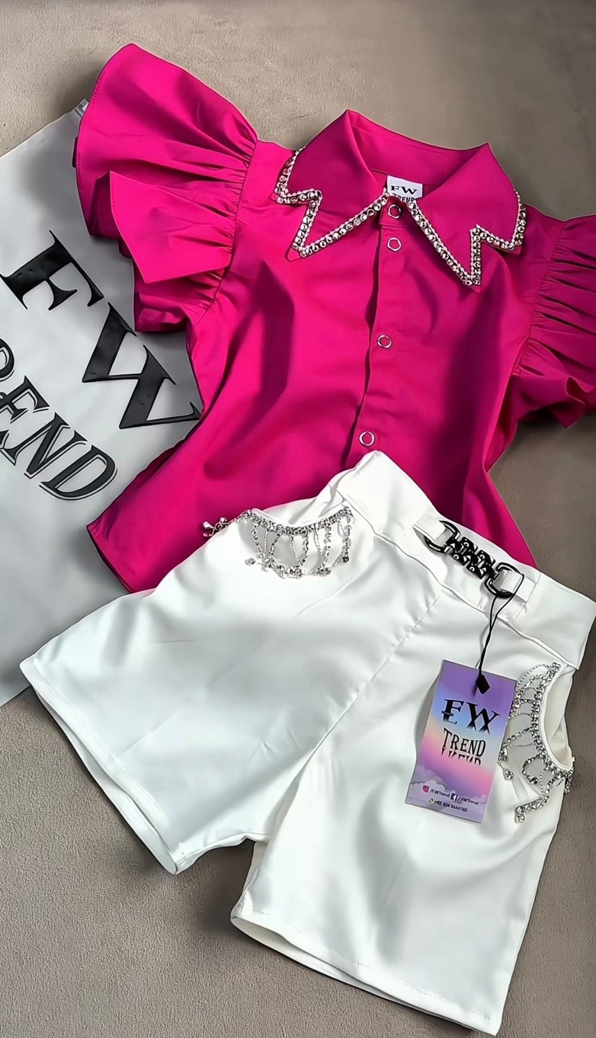 Formal stylish collar top with short